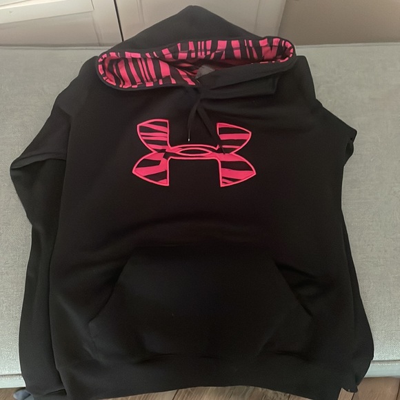 Under Armour hoodie Sm - Picture 2 of 4